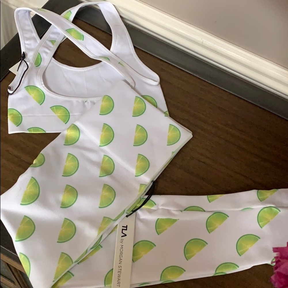 Morgan Stewart Sport Lime Legging Set - Picture 5 of 13